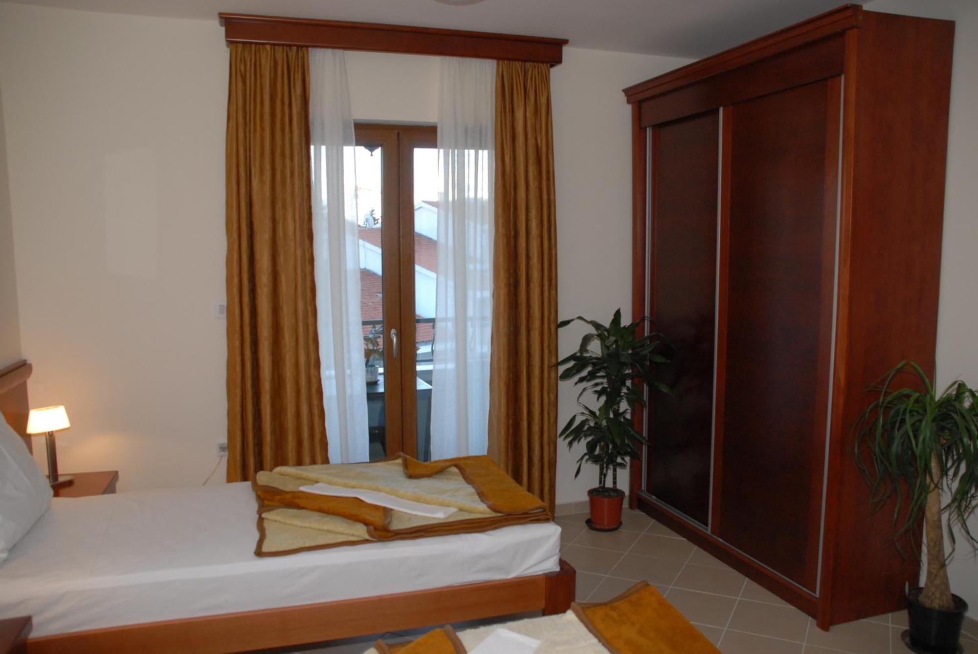 Apartments Krapina Budva Habitación foto